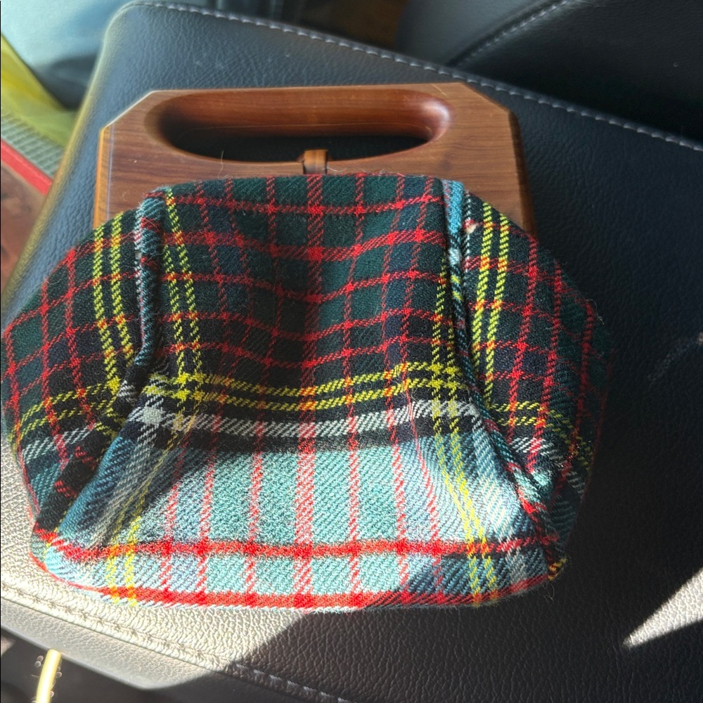 Bermuda Bag by Smith’s Vintage Plaid Cedar Handle